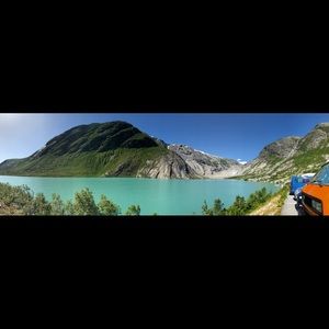 Meet your Posher, Ava